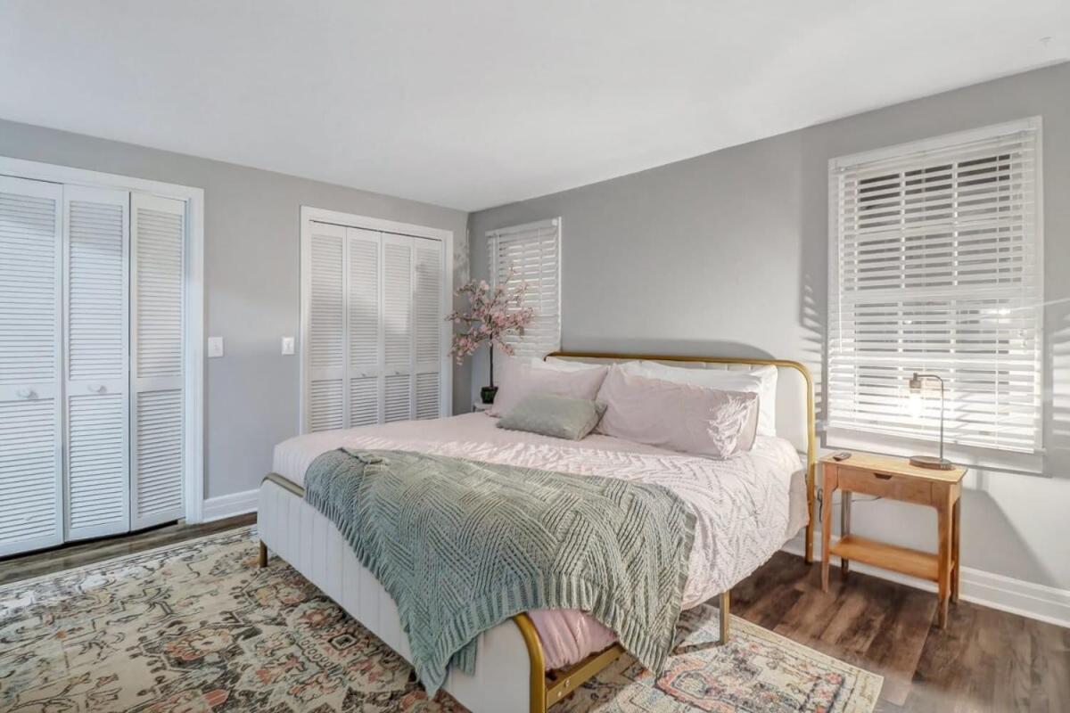 Apartmán Eagle'S Landing Loft-Downtown Above Bull & Barrel Statesboro Exteriér fotografie